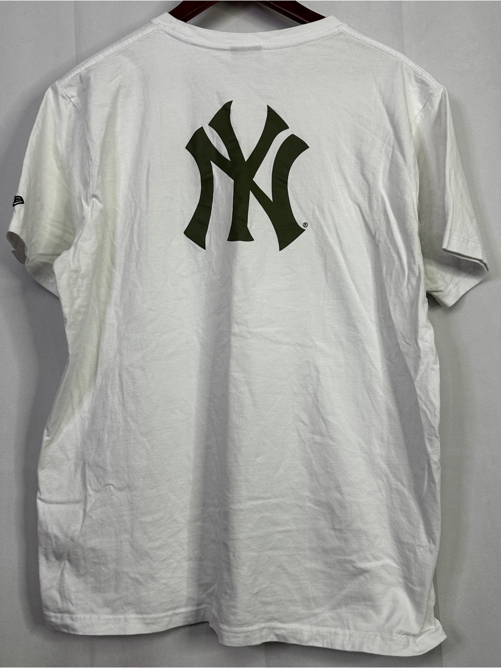 Undefeated From Shirt New York Yankees Icon Logo White XL UNDFTD Short Sleeve - Picture 6 of 9